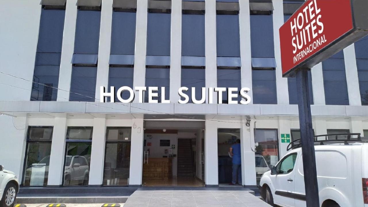 Suites Internacional Zapopan Ngoại thất bức ảnh